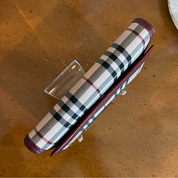 BURBERRY Red Nova-check Canvas Leather Bifold Wallet - Picture 15 of 15